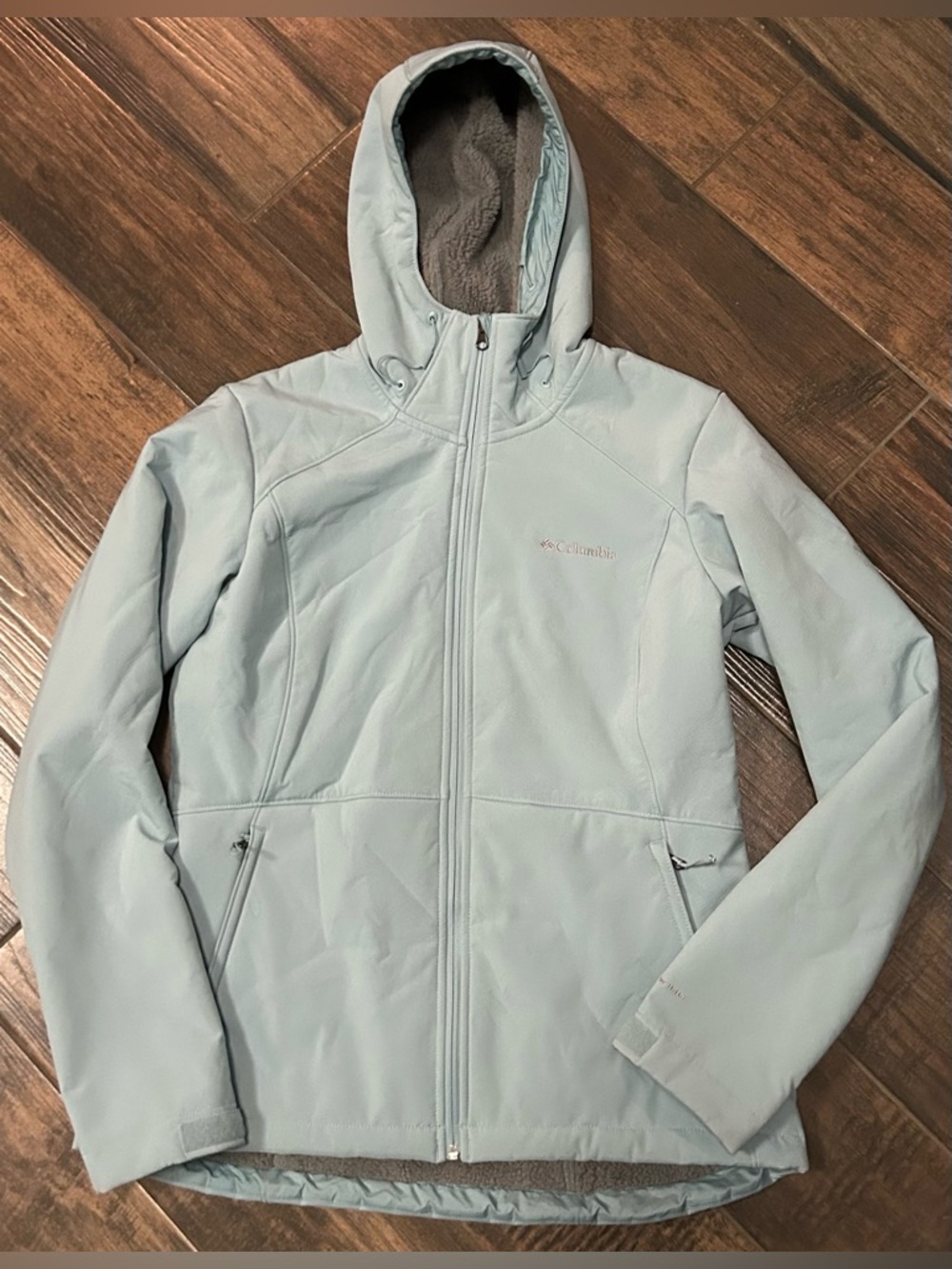 Columbia Alpine Fir windproof, fleece-lined softshell hooded jacket. Sz L